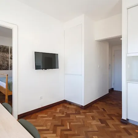 Margarita's Day In - By Misha's Place 2c شقة